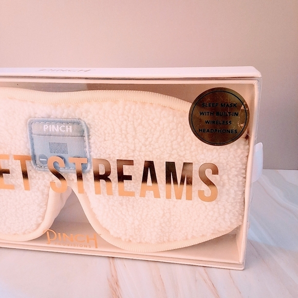 Skin Gym Self-Care Bundle – Relax, Rejuvenate, and Glow - Picture 7 of 10